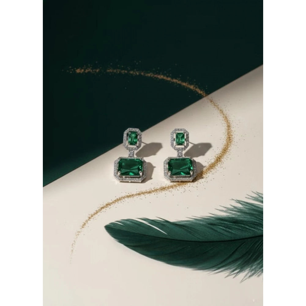 Generic Women's Brass Silver Plated Drop Earrings (Green)
