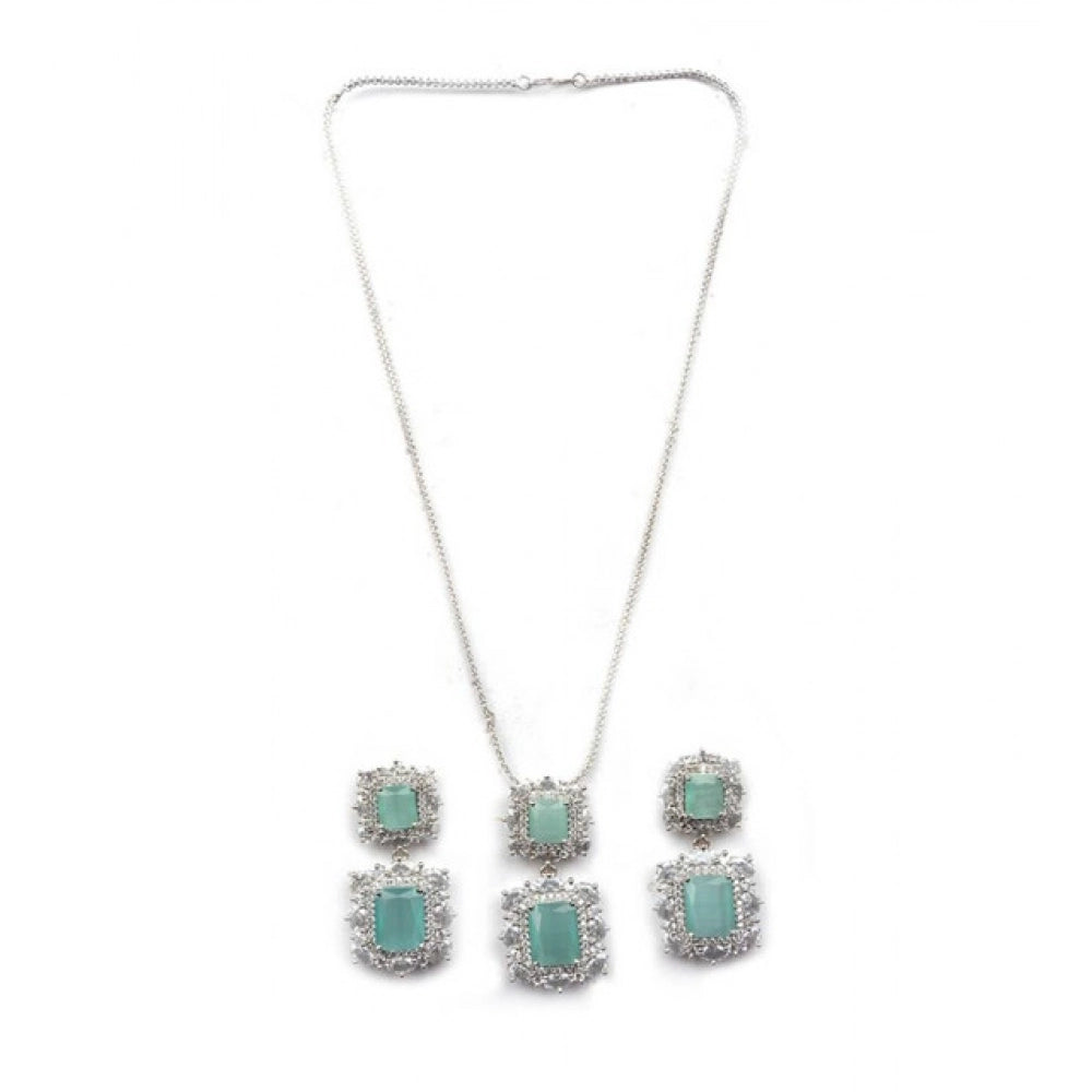 Generic Women's Brass Silver Plated Pendant Set (Mint)