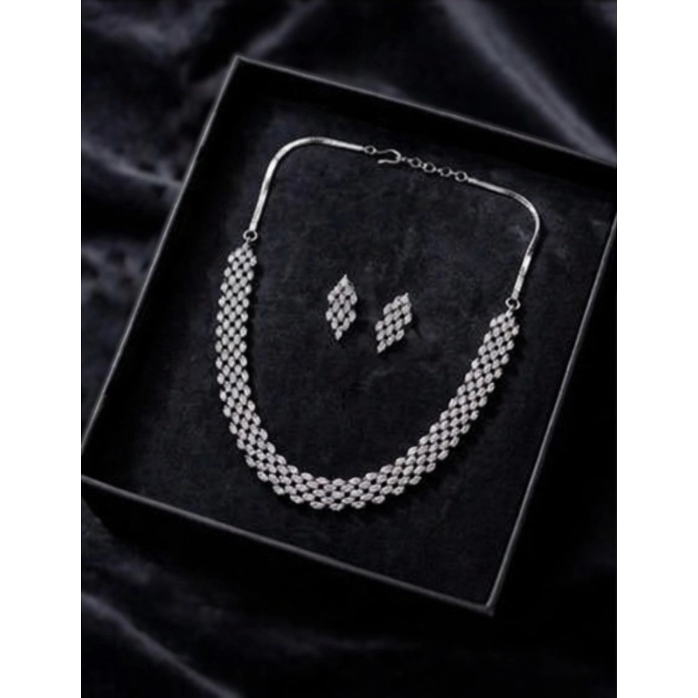 Generic Women's Brass Silver Plated Necklace set (Silver)