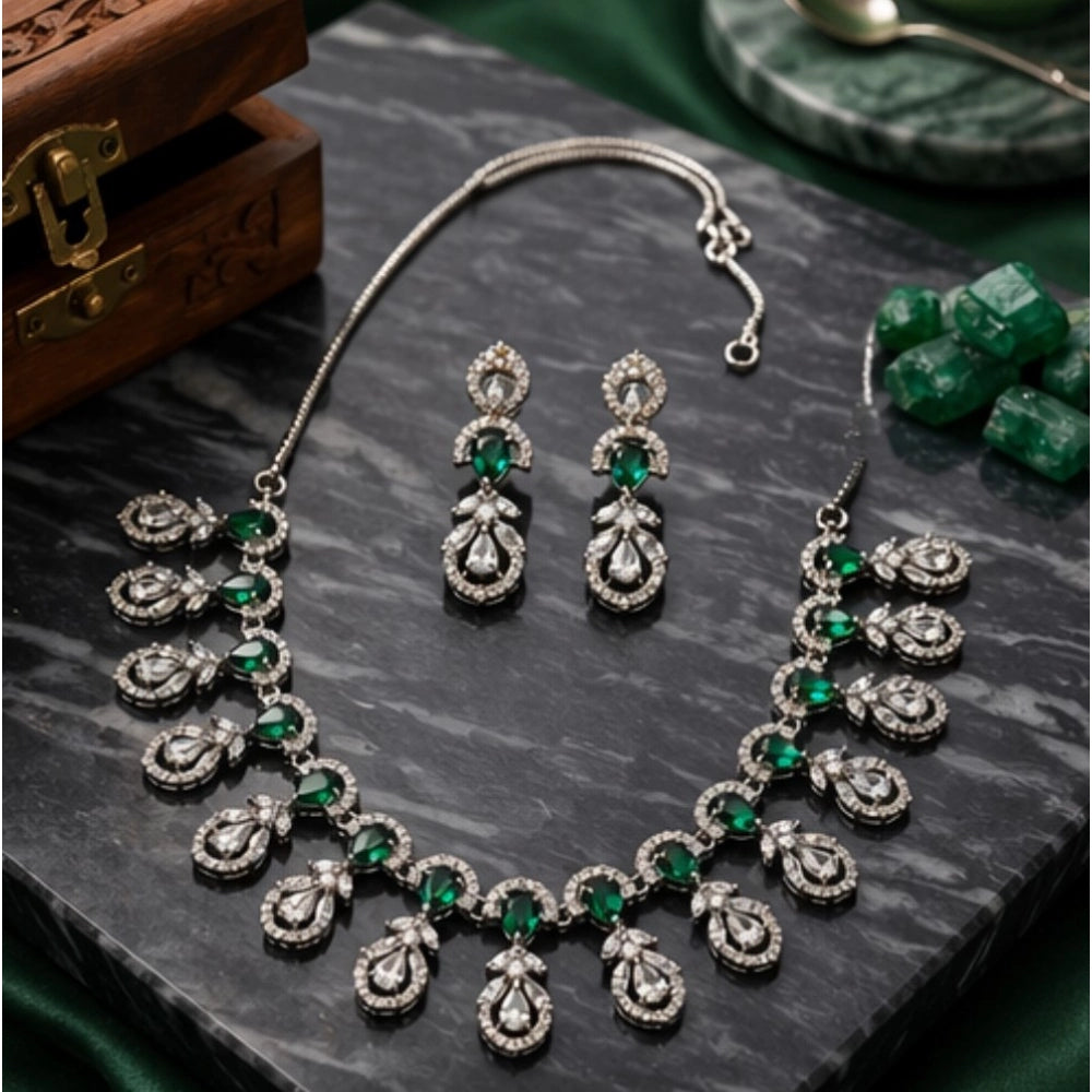Generic Women's Brass Silver Plated Necklace set (Green)